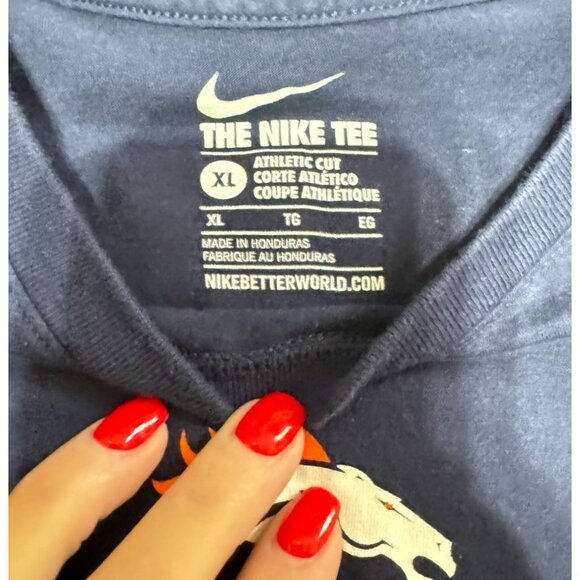 Nike Broncos Manning No18 Super Bowl 50 T-Shirt XL Athletic Cut Blue - Picture 2 of 3